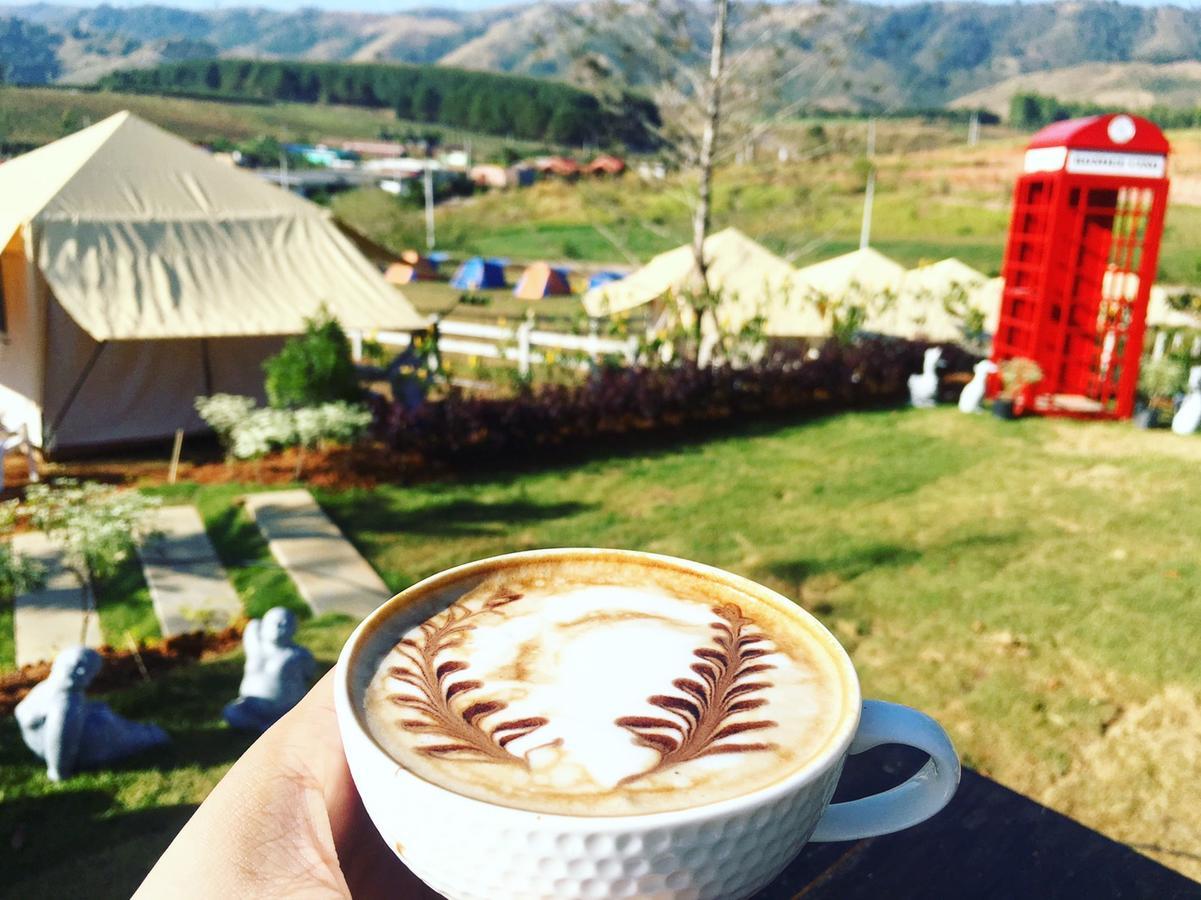 Kondee Cino Cafe & Glamping Hotell Khao Kho Exteriör bild