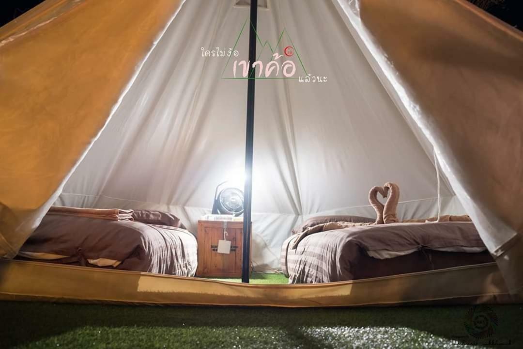 Kondee Cino Cafe & Glamping Hotell Khao Kho Exteriör bild