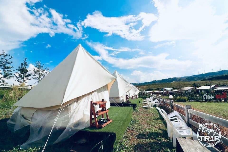 Kondee Cino Cafe & Glamping Hotell Khao Kho Exteriör bild