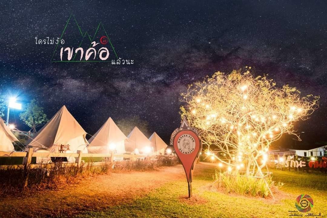 Kondee Cino Cafe & Glamping Hotell Khao Kho Exteriör bild